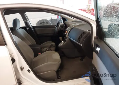 2011 Nissan Sentra 2.0S z USA, uszkodzony, nr VIN 3N1AB6AP9BL727501